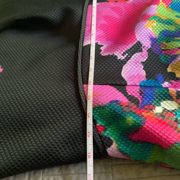 Like new Tahari dress - Picture 6 of 9